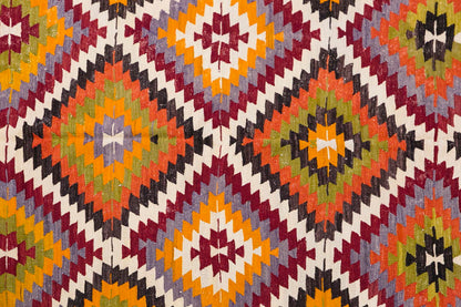 Vintage Turkish Rug, 4.7 x 7.4 ft, 140 x 225 cm