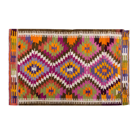 Vintage Turkish Rug, 4.9 x 3.4 ft, 145 x 103 cm