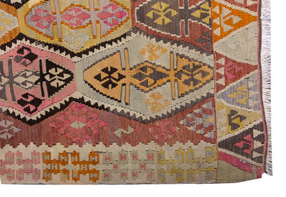 Vintage Turkish Rug, 4.9 x 3.8 ft, 147 x 112 cm