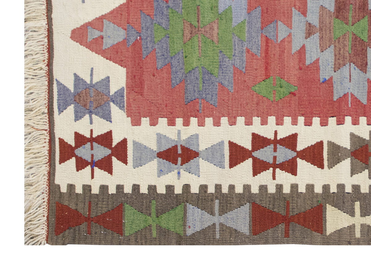 Vintage Turkish Rug, 4.9 x 6.4 ft Rug, 145 x 195 cm
