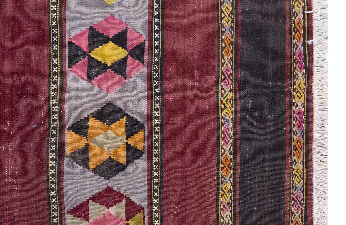 Vintage Turkish Rug, 4 x 2.10 ft Rug, 124 x 88 cm