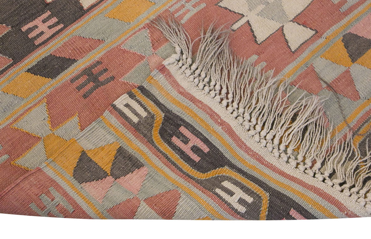 Vintage Turkish Rug, 4 x 4.9 ft Rug, 122 x 145 cm