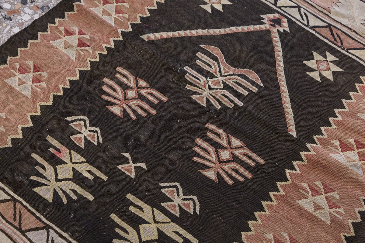 Vintage Turkish Rug, 5.1 x 3.4 ft Rug, 157 x 104 cm