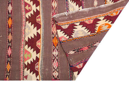 Vintage Turkish Rug, 5.1 x 7.10 ft Rug, 157 x 241 cm