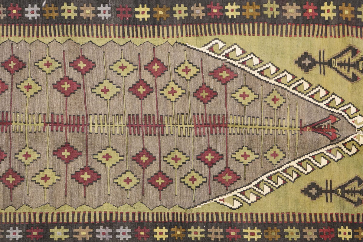 Vintage Turkish Rug, 5.1 x 8.3 ft Rug,, 156 x 252 cm