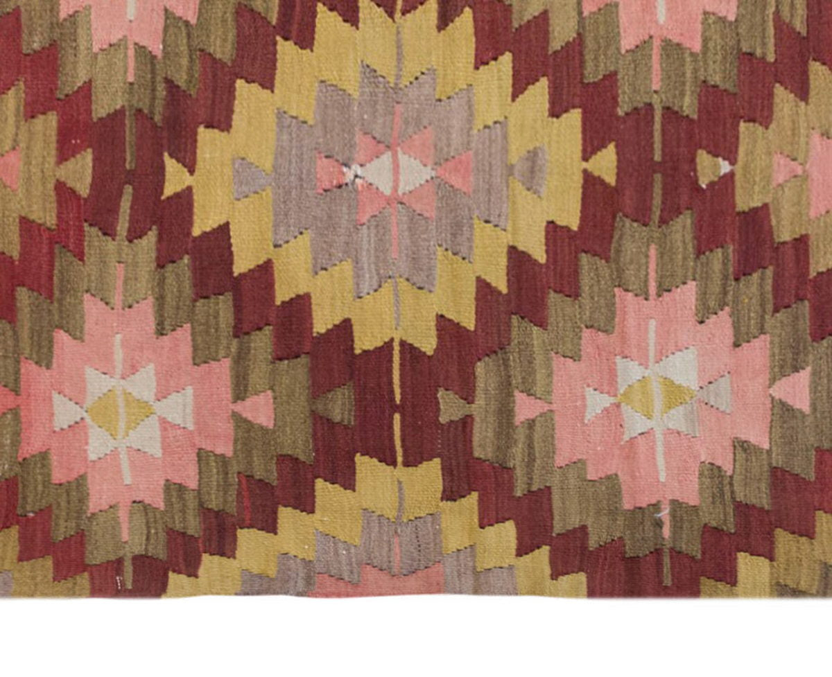 Vintage Turkish Rug, 5.2 x 3.2 ft, 159 x 99 cm