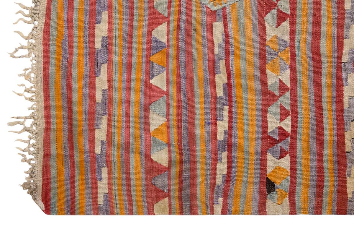 Vintage Turkish Rug, 5.2 x 3.4 ft Rug, 160 x 104 cm