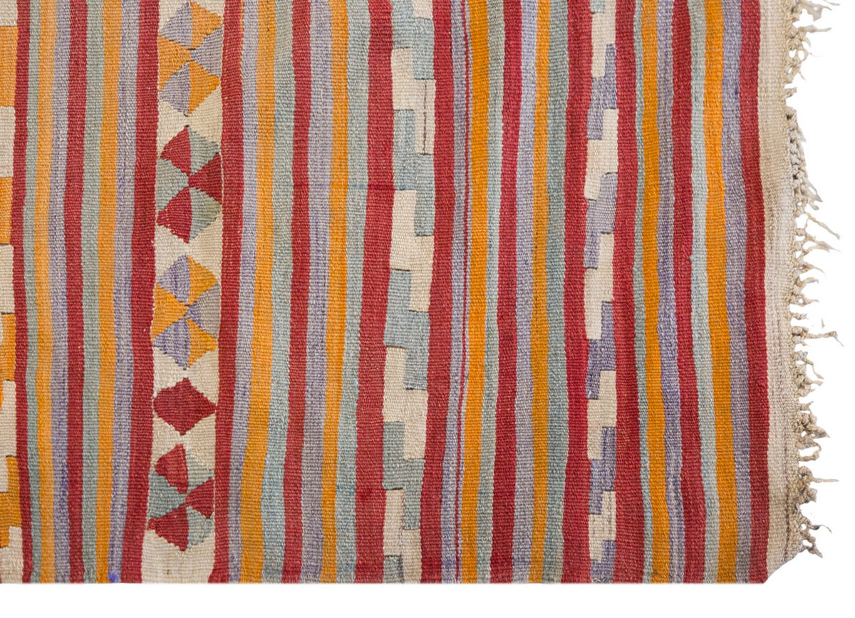 Vintage Turkish Rug, 5.2 x 3.4 ft Rug, 160 x 104 cm