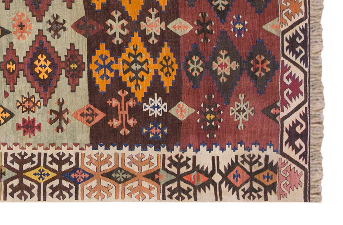 Vintage Turkish Rug, 5.3 x 6 ft, 162 x 185 cm
