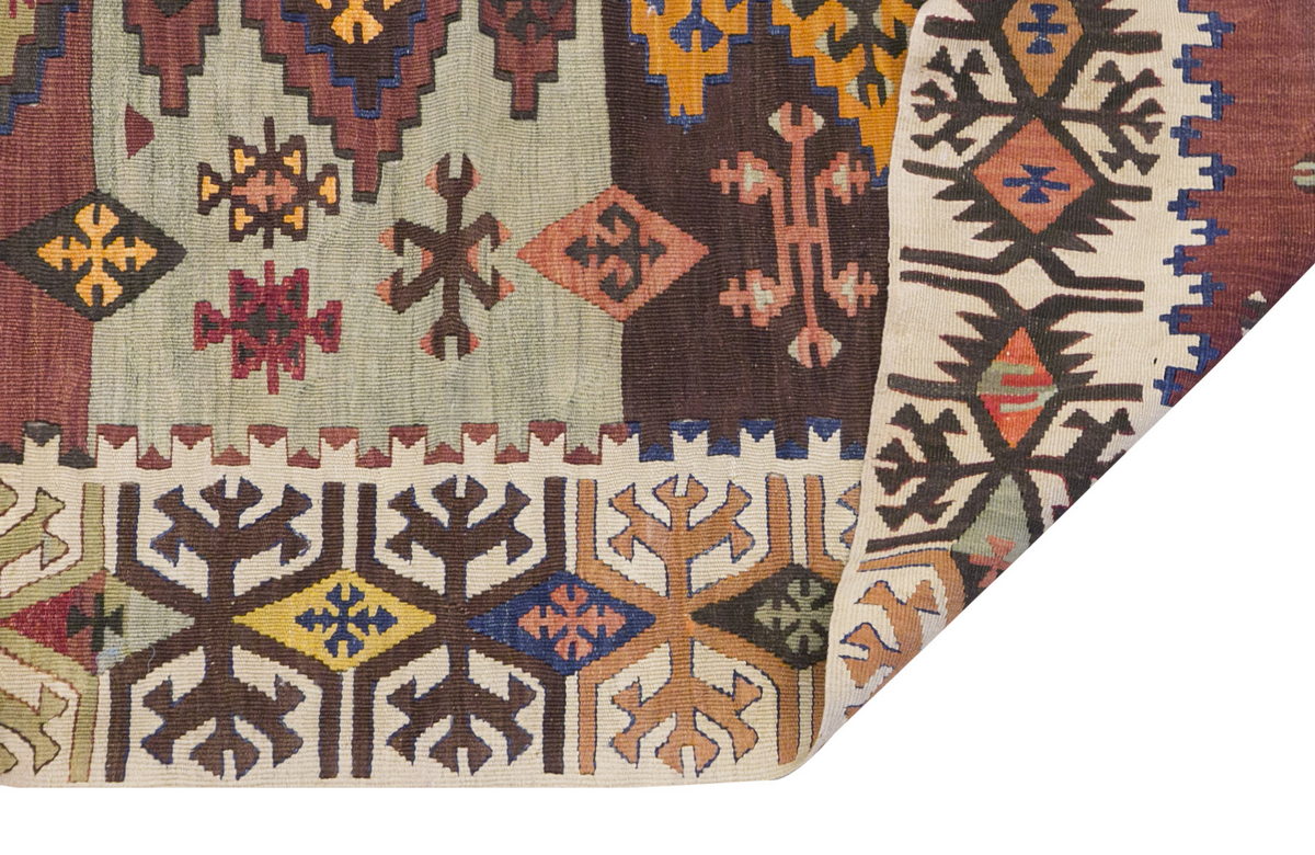 Vintage Turkish Rug, 5.3 x 6 ft, 162 x 185 cm