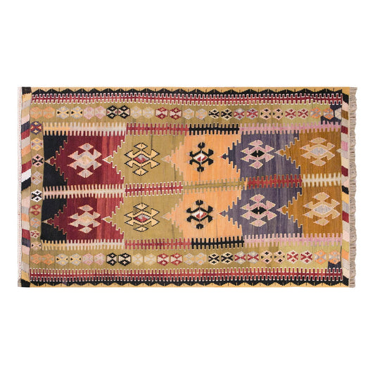 Vintage Turkish Rug, 5.6 x 8.8 ft, 170 x 266 cm
