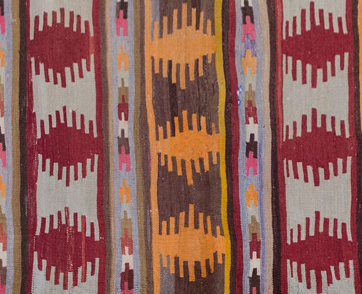 Vintage Turkish Rug, 5.8 x 4 ft Rug, 173 x 123 cm