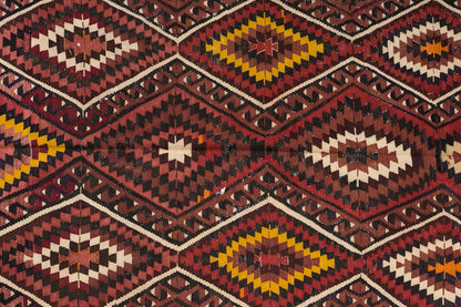 Vintage Turkish Rug, 5.8 x 9 ft, 175 x 275 cm