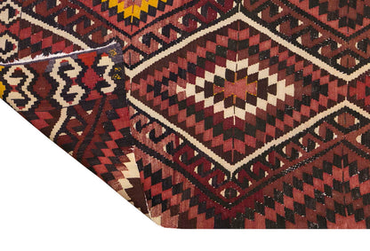 Vintage Turkish Rug, 5.8 x 9 ft, 175 x 275 cm