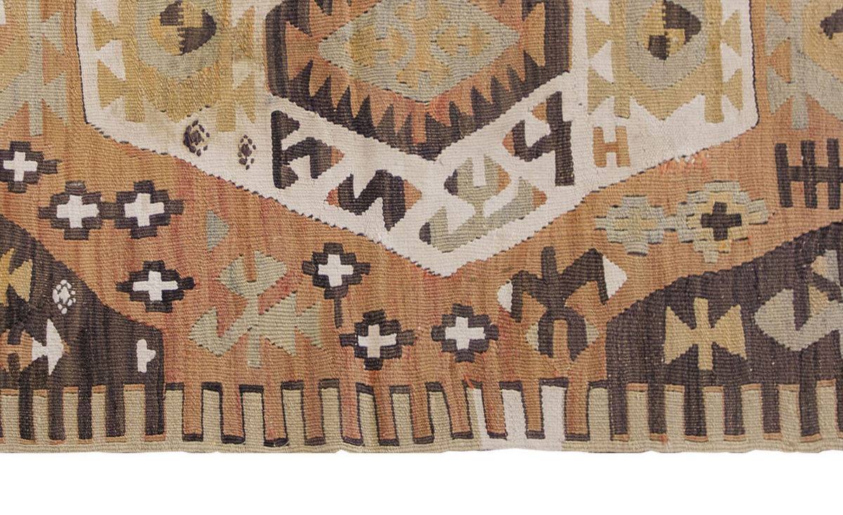 Vintage Turkish Rug, 66 x 110 cm, 2.1 x 3.7 ft