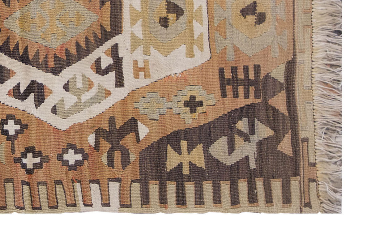 Vintage Turkish Rug, 66 x 110 cm, 2.1 x 3.7 ft