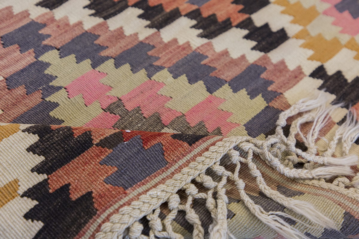 Vintage Turkish Rug, 90 x 127 cm, 2.11 x 4.2 ft