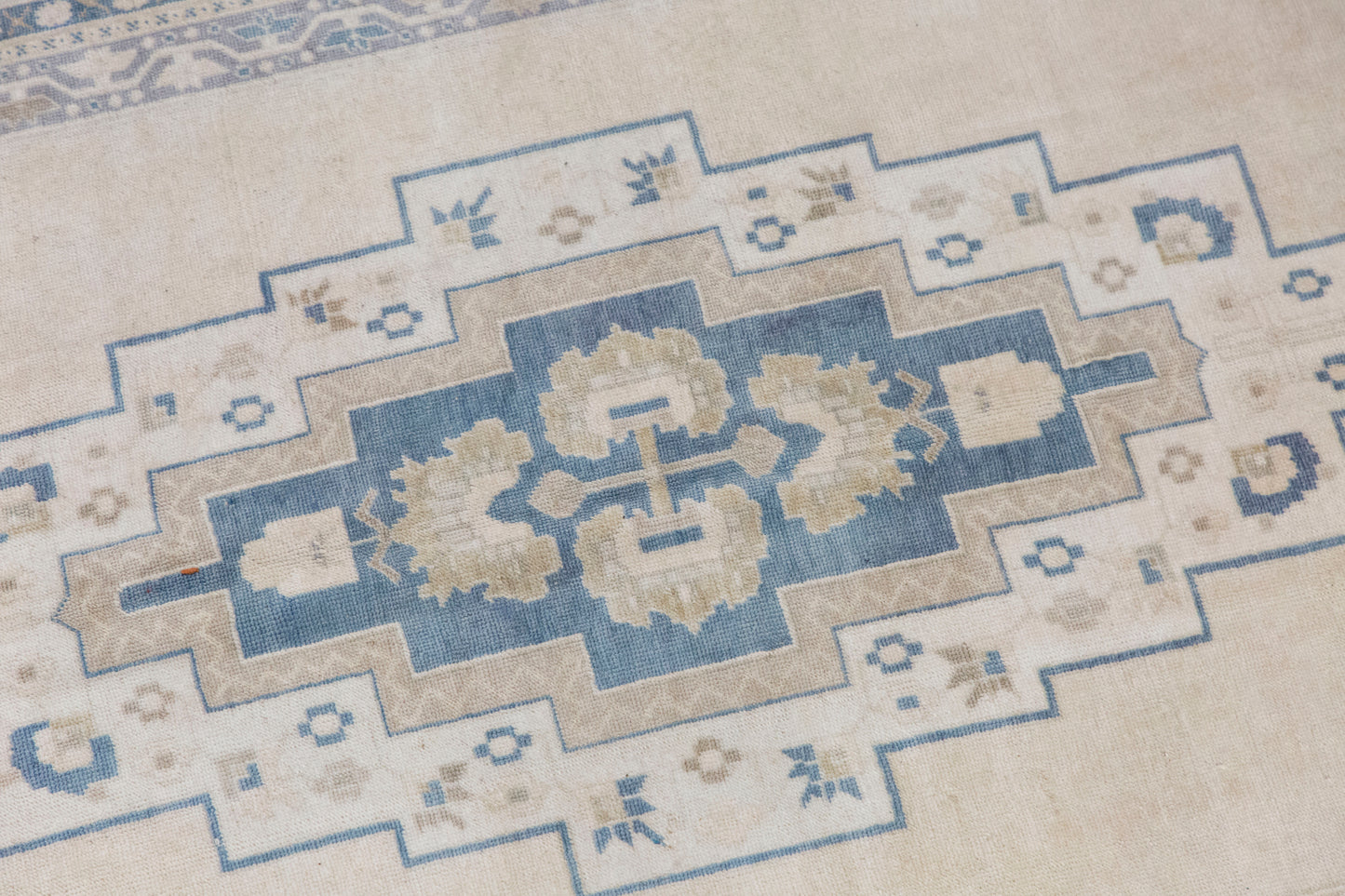 Vintage Turkish Rug 168x360 cm (5.5x11.8 ft)