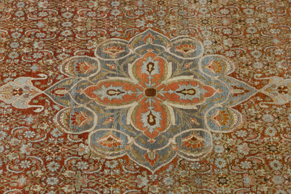 Vintage Turkish Rug 257x358 cm (8.4x11.7 ft)