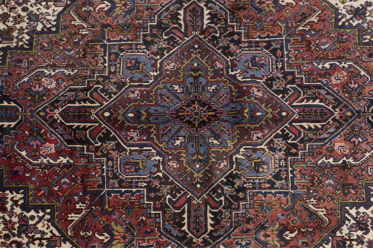 Vintage Turkish Rug 7'10 x 11'10 | 238x362 cm Large Wool Rug