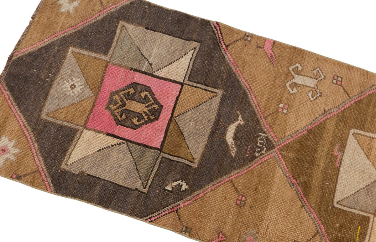 Vintage Turkish Wool Rug, Antique Oushak Runner Rug 2'5" x 7'3" | 73 x 220 cm