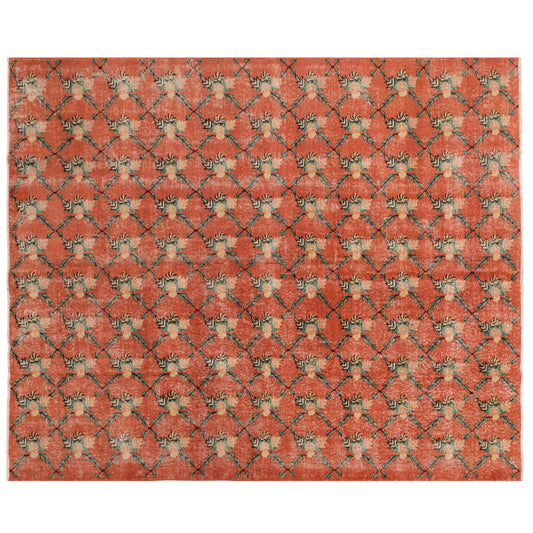 Vintage Turkish Wool Rug - 6'9 x 10'2 feet / 193 x 224 cm