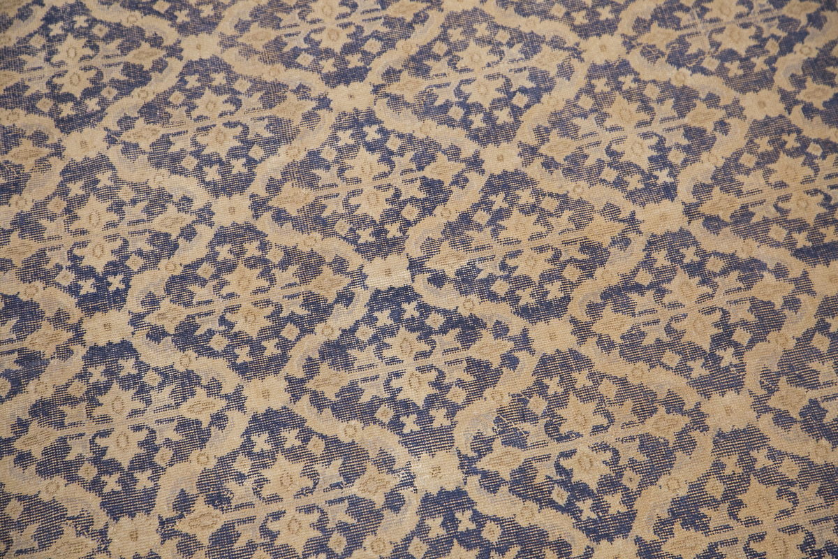 Vintage Wool Rug 6'9"x8'9" | Handwoven Turkish Carpet | 60 Year Old Bohemian Design