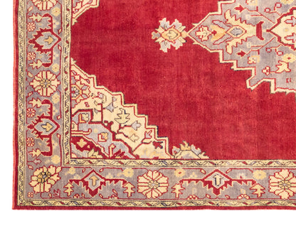 Vintage Wool Turkish Rug - 6'9 x 9'9 feet | 206 x 298 cm