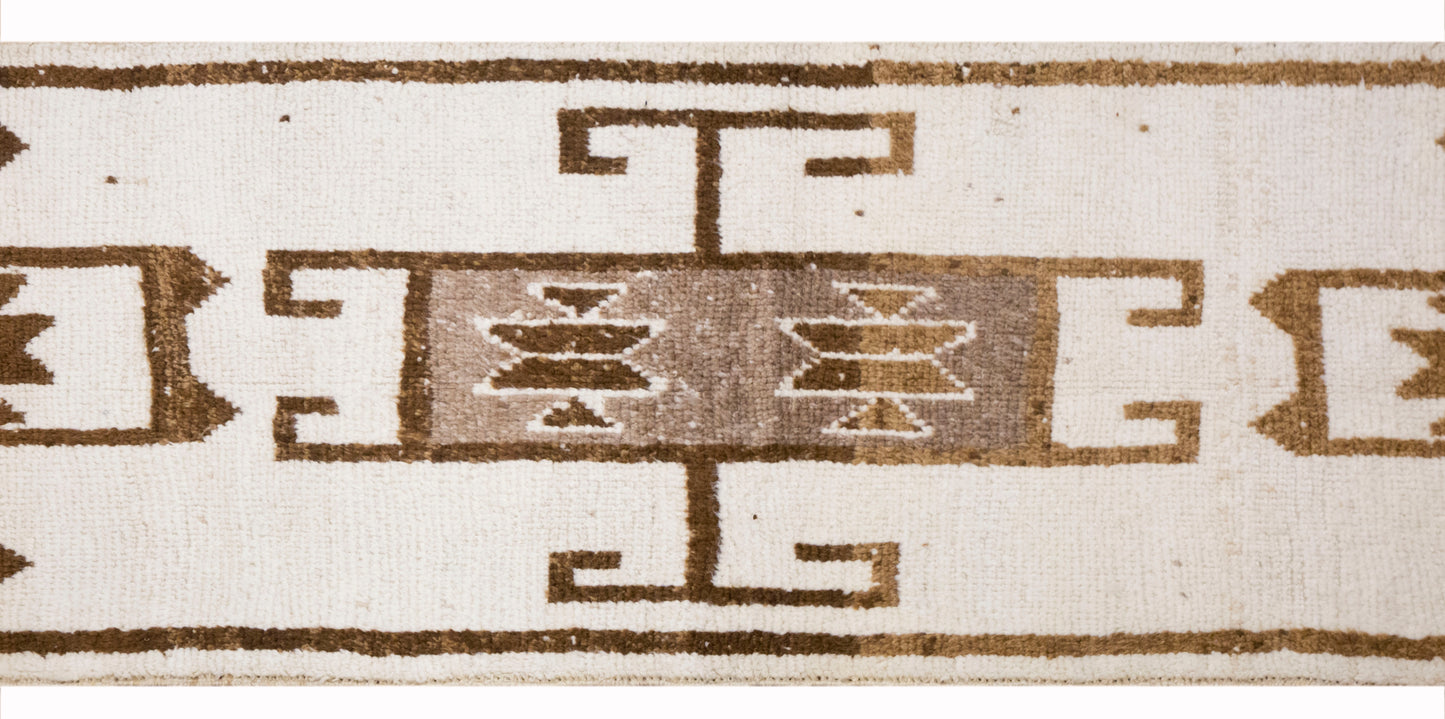 White Herki Runner 85x330 cm (2.8x10.11 ft)